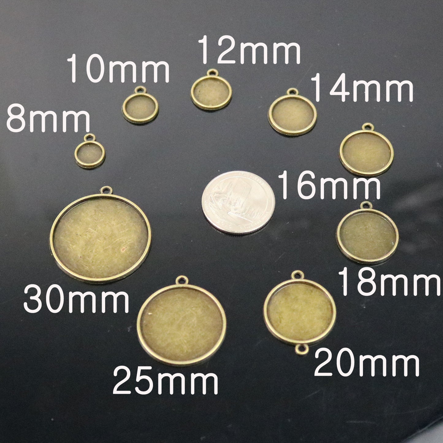 5 Round Antique Brass Bezel - for 30mm 1 3/16inch - Circle Pendant Blank Bezel . for Cabochon Cameo Pendants, Photo Jewelry, Post Setting