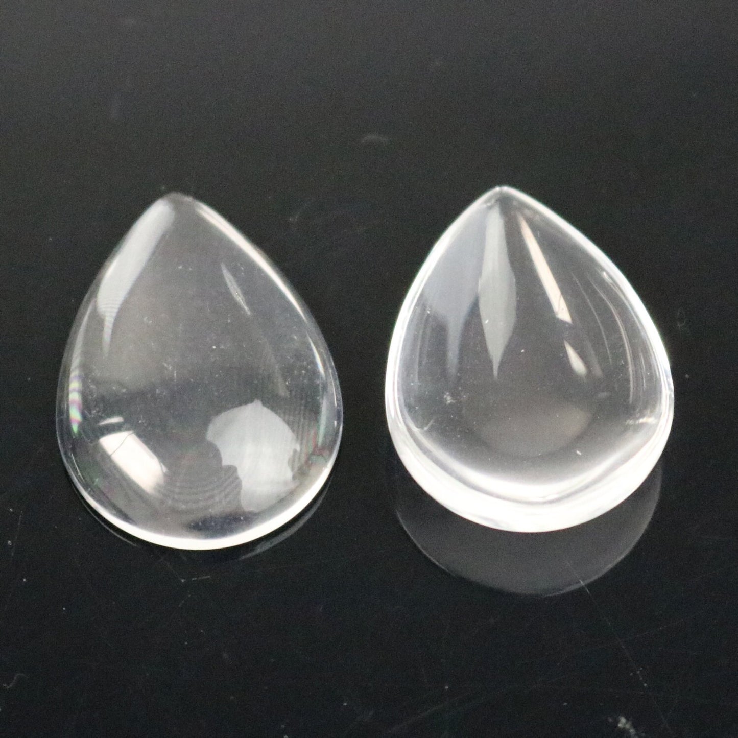 100 Glass Cabochons - 18x25mm - 5mm thickness - 3/4'x1' inch Tear Drop Magnifying Clear Glass Cabochon for Cameo Pendants, Photo Jewelry