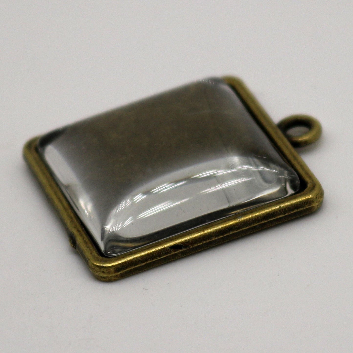 50 Pcs of SQUARE Antique Brass Bezel - for 20mmX20mm GLASS Magnifying Domes Cabochon - Pendant Blank Bezel . for Cabochon, Photo Jewelry
