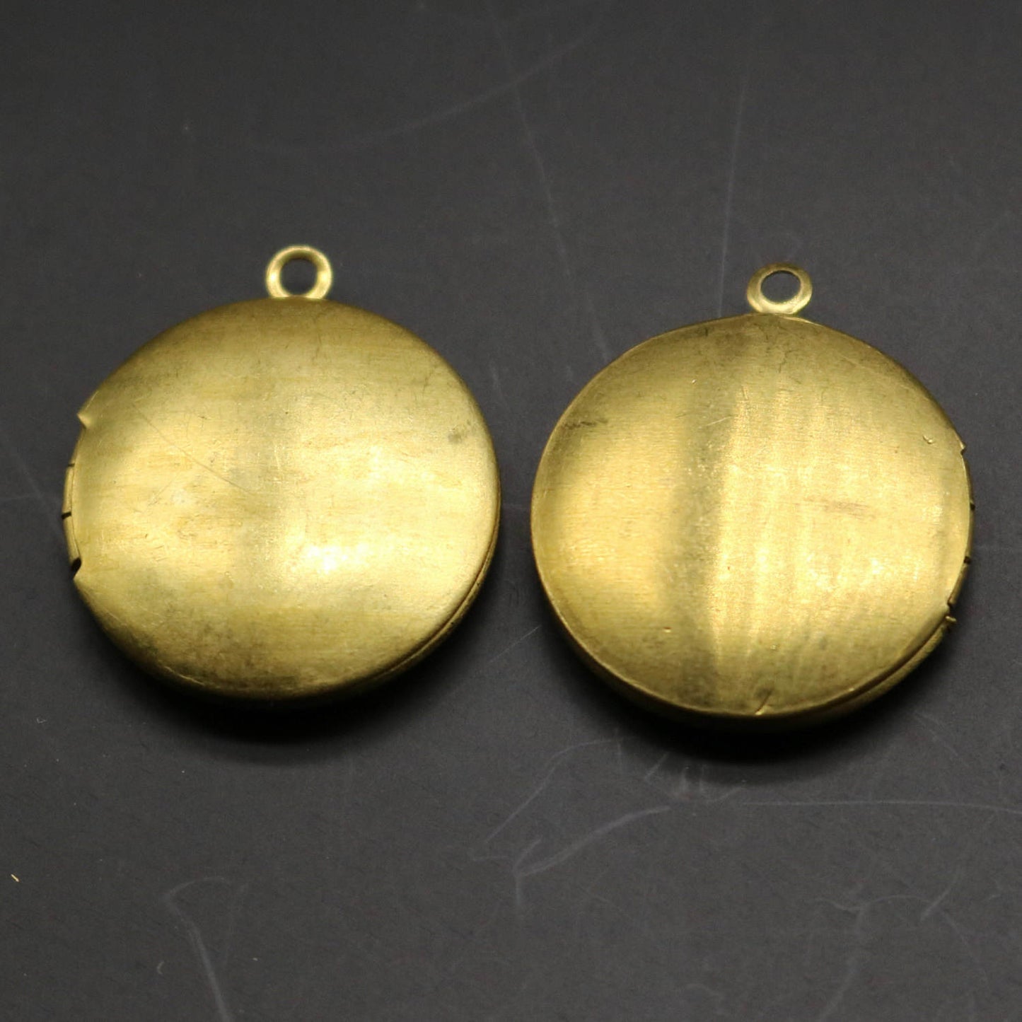 Raw BRASS Filigree Locket PLAIN ROUNd Pendant Charm Dangle - 20x23mm - Brass Locket Pendant Charm - Ship from California USA - D10