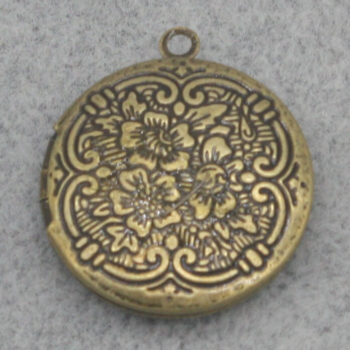 5 pcs Antique BRASS Filigree Locket PLAIN Flower Pendant Charm Dangle - 20mm - Brass Locket Pendant Charm - Ship from California USA - D39