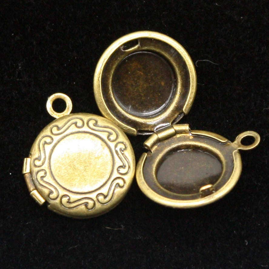 5 pcs Antique BRASS Filigree Locket ROUND Pendant Pattern Charm Dangle - 14x16mm - Locket Pendant Charm - Ship from California USA - D57