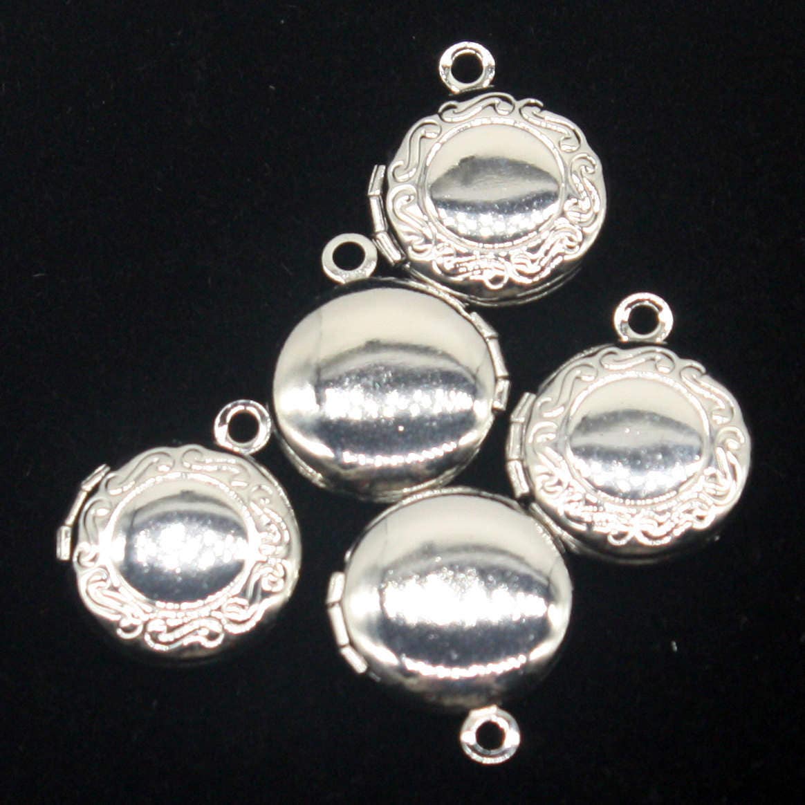 5 pcs Rhodium Plated Filigree Locket ROUND Pendant Pattern Charm Dangle - 14x16mm - Locket Pendant Charm - Ship from California USA - D57