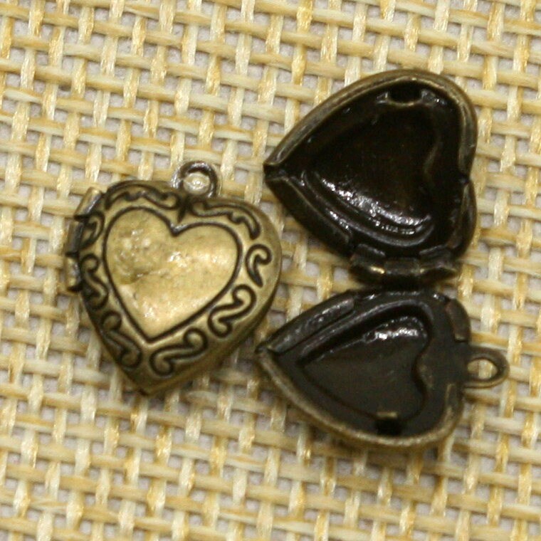 10 pcs Antique BRASS Filigree Locket Small Heart in Heart Pendant Charm Dangle - 12x11mm - Brass Locket Charm -Ship California USA - A3