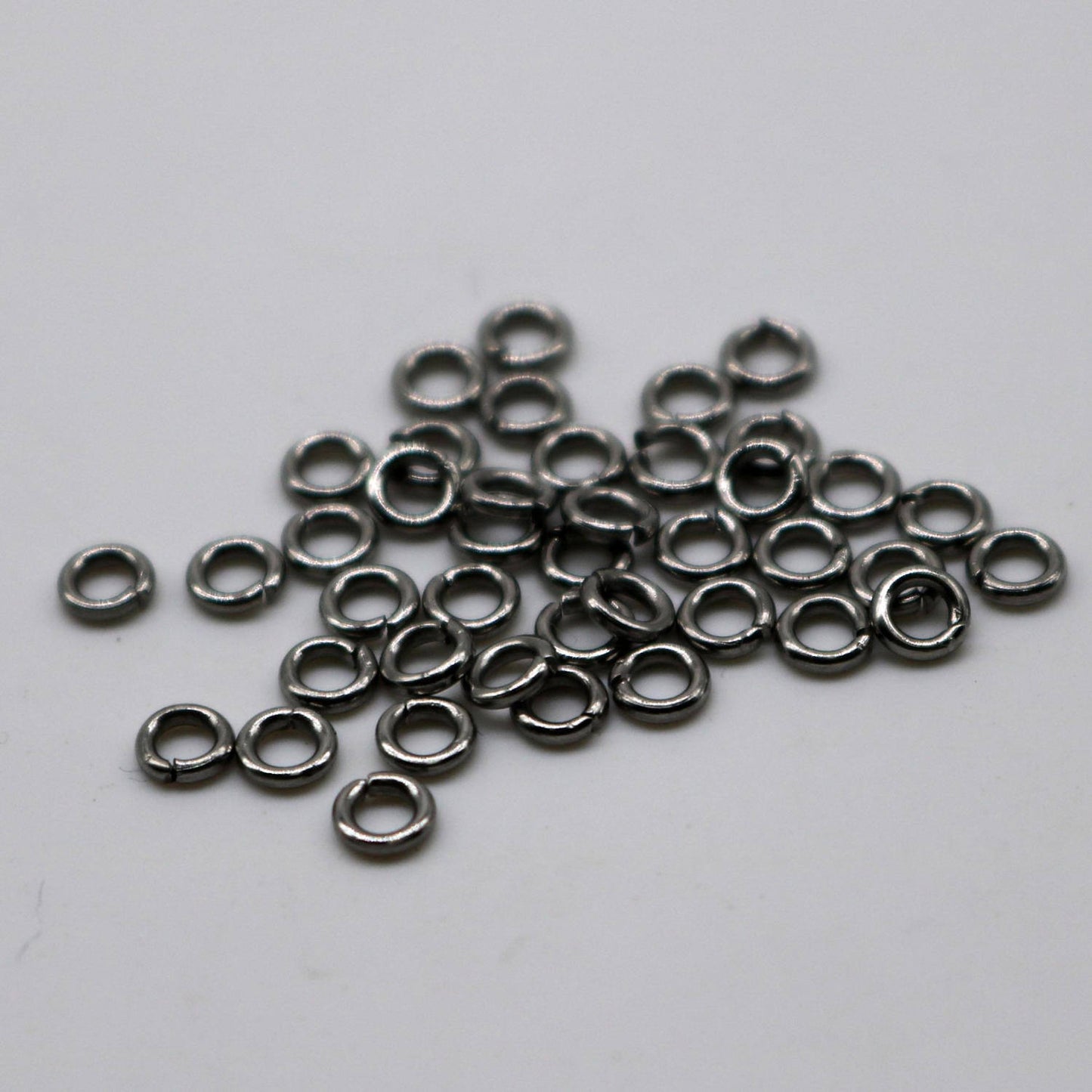 Jump RINGS 100 pcs of STAINLESS Steel Jump Rings Link Surgical Jumprings 3mm 21G 21 Gauge 0.7mm Bracelet Wholesale Jump Rings Bulk Jumprings