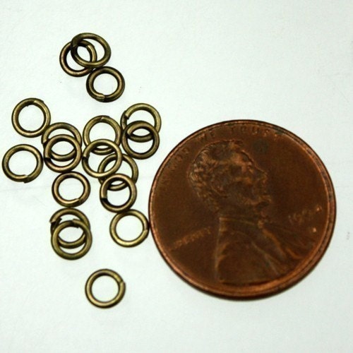4mm Jump Rings, 500 Antique Brass Jump Rings / Bronze Open 4x0.6mm 22 Gauge 22G Link Connector Open Jump Rings O Ring
