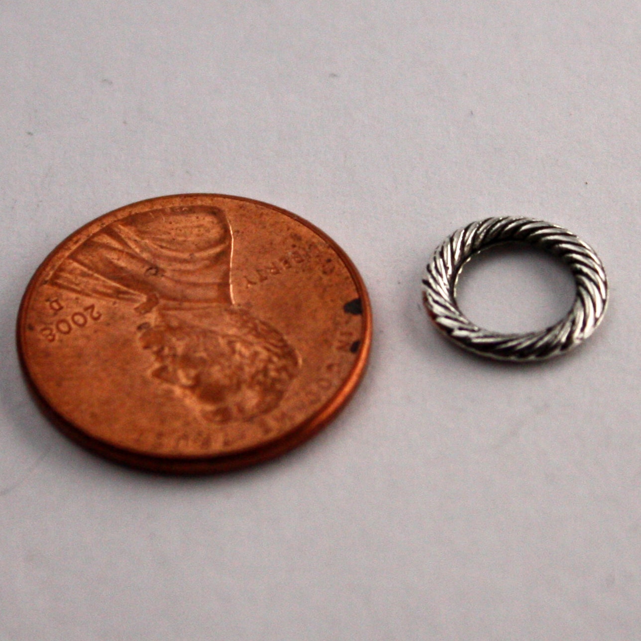 20 pcs of Antique silver Rope Soldered Link Jumpring - 10mm - 1.4mm Thickness 14x10mm