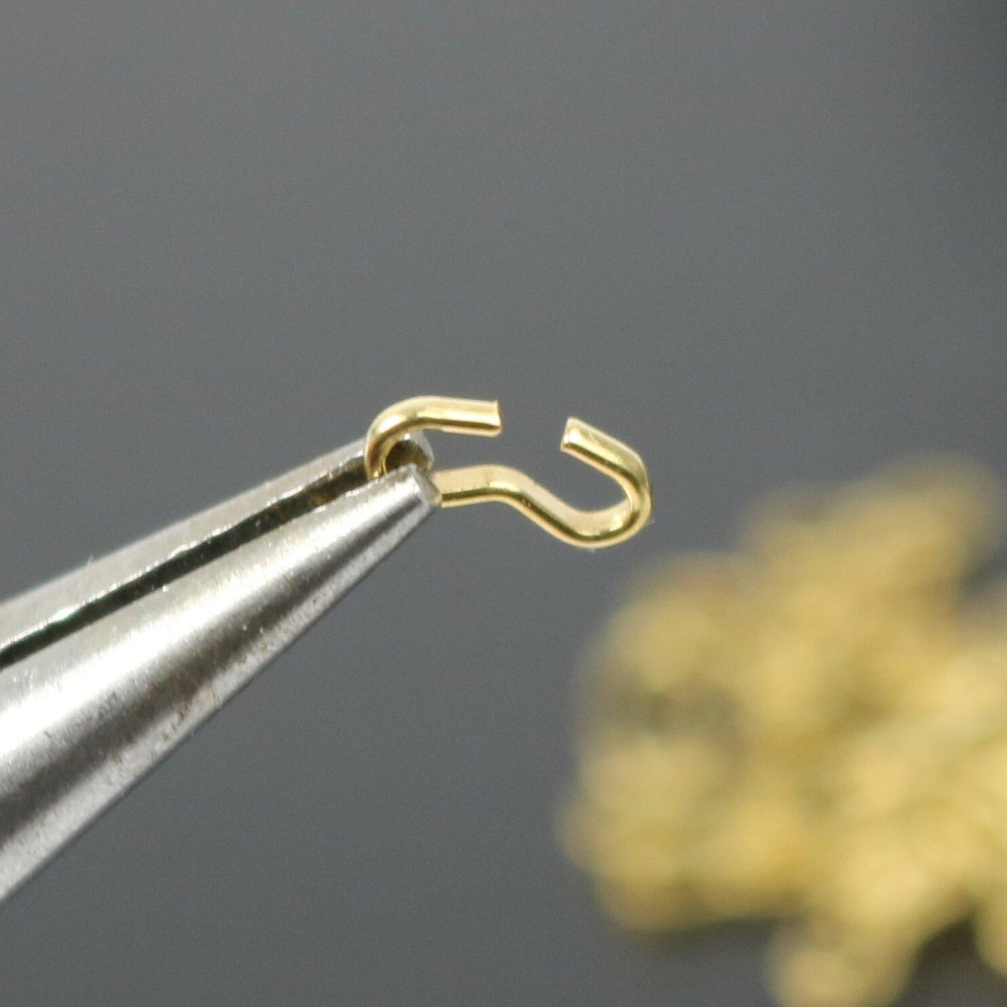 100 raw Brass 3 Shape Connector Link - 8x4mm