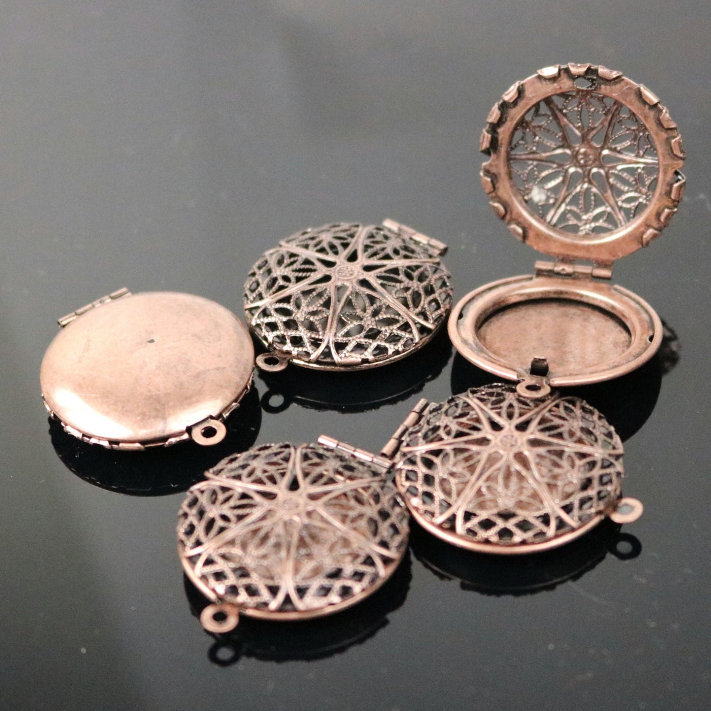 5 pcs Antique COPPER Filigree Locket Pendant Charm - 27x32mm 8mm thickness - Brass Locket Pendant Charm - Ship from California USA