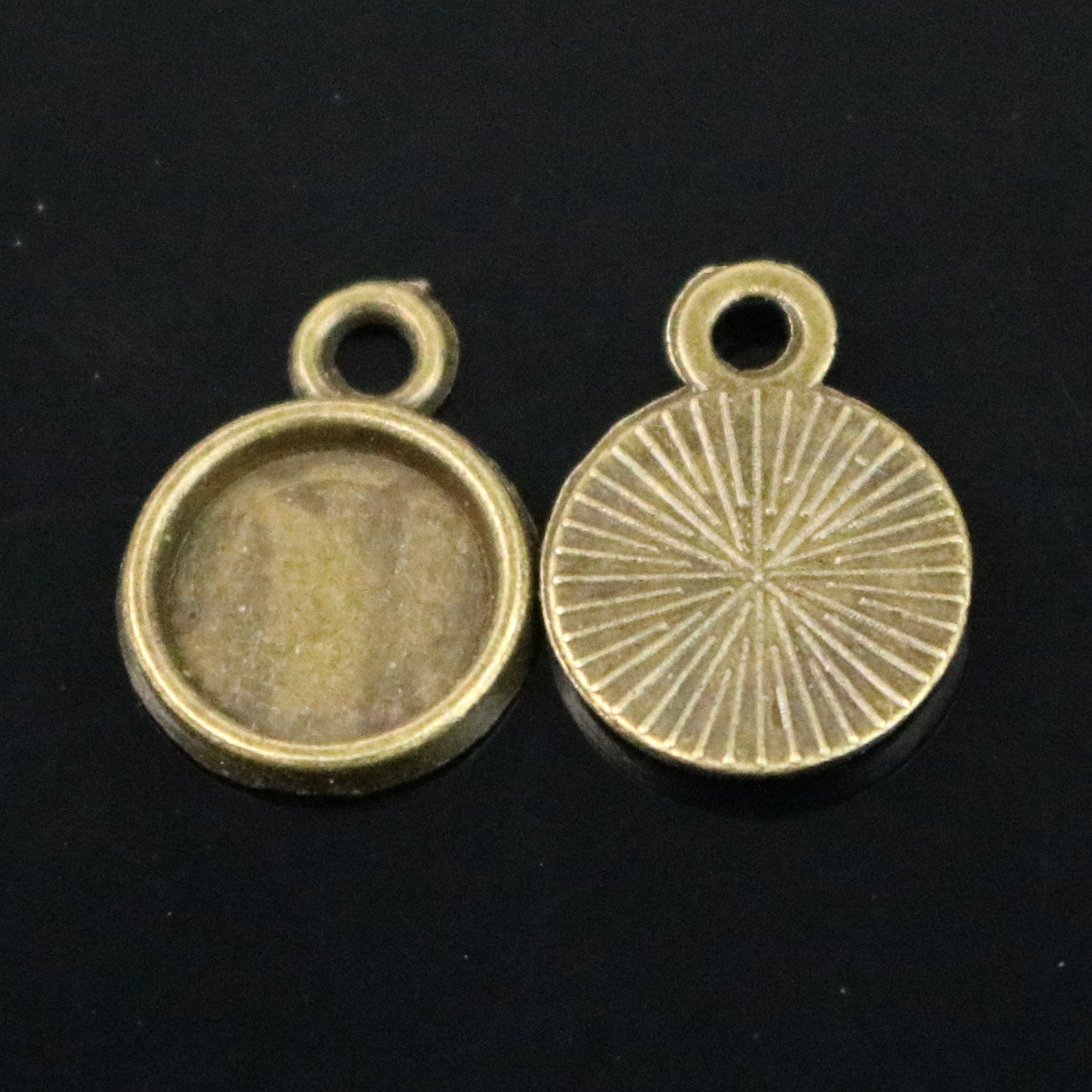 Pendant BEZELS with GLASS Magnifying Domes Cabochon - 5 sets 10 pcs - 8mm 5/16 inch Antique Brass Bezel and Circle Domed Glass Cabochon