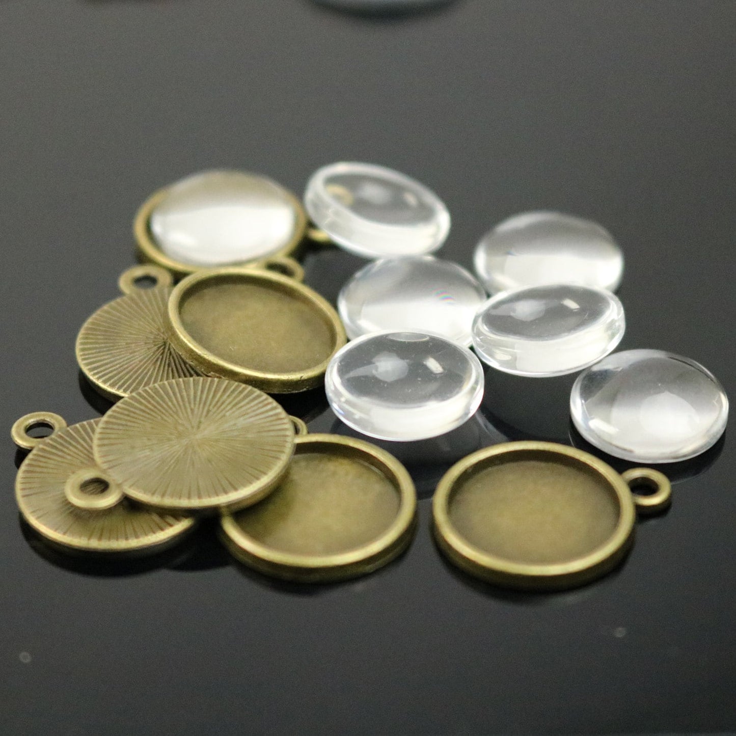 Pendant BEZELS with GLASS Magnifying Domes Cabochon - 5 sets 10 pcs - 12mm 1/2 inch Antique Brass Bezel and Circle Domed Glass Cabochon