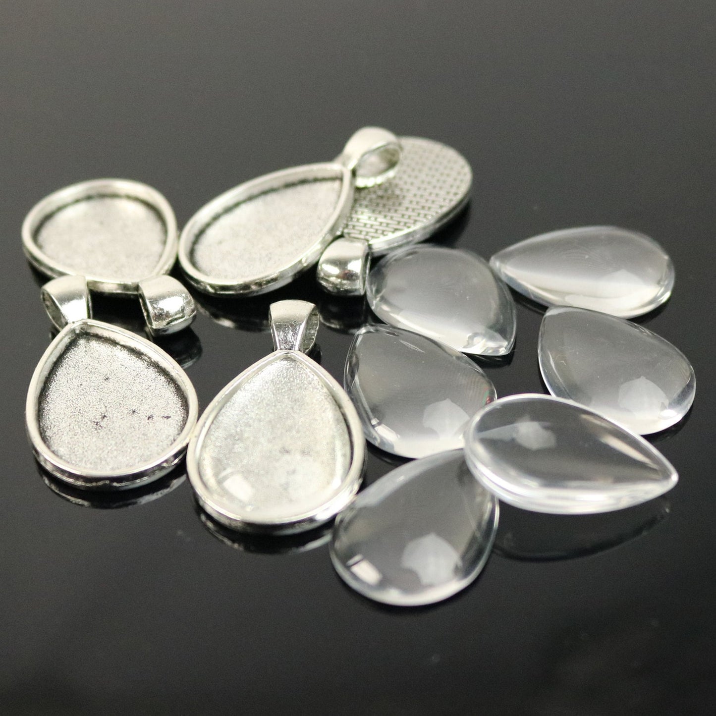 Pendant BEZELS with GLASS Magnifying Tear Drop Domes Cabochon - 5 sets 10 pcs - 18x25mm 3/4x1 inch Antique Silver Bezel and Glass Cabochon