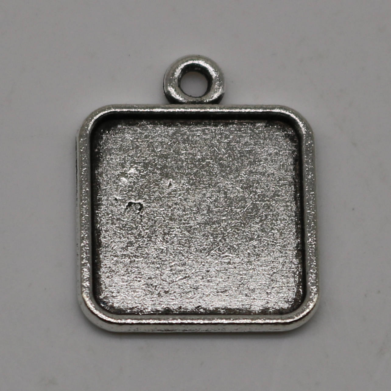 SQUARE Bezel with 15mmX15mm GLASS Magnifying Domes Cabochon - 5 sets 10 pcs - 21mmx18mm Antique Silver - KB07 - We are USA Seller