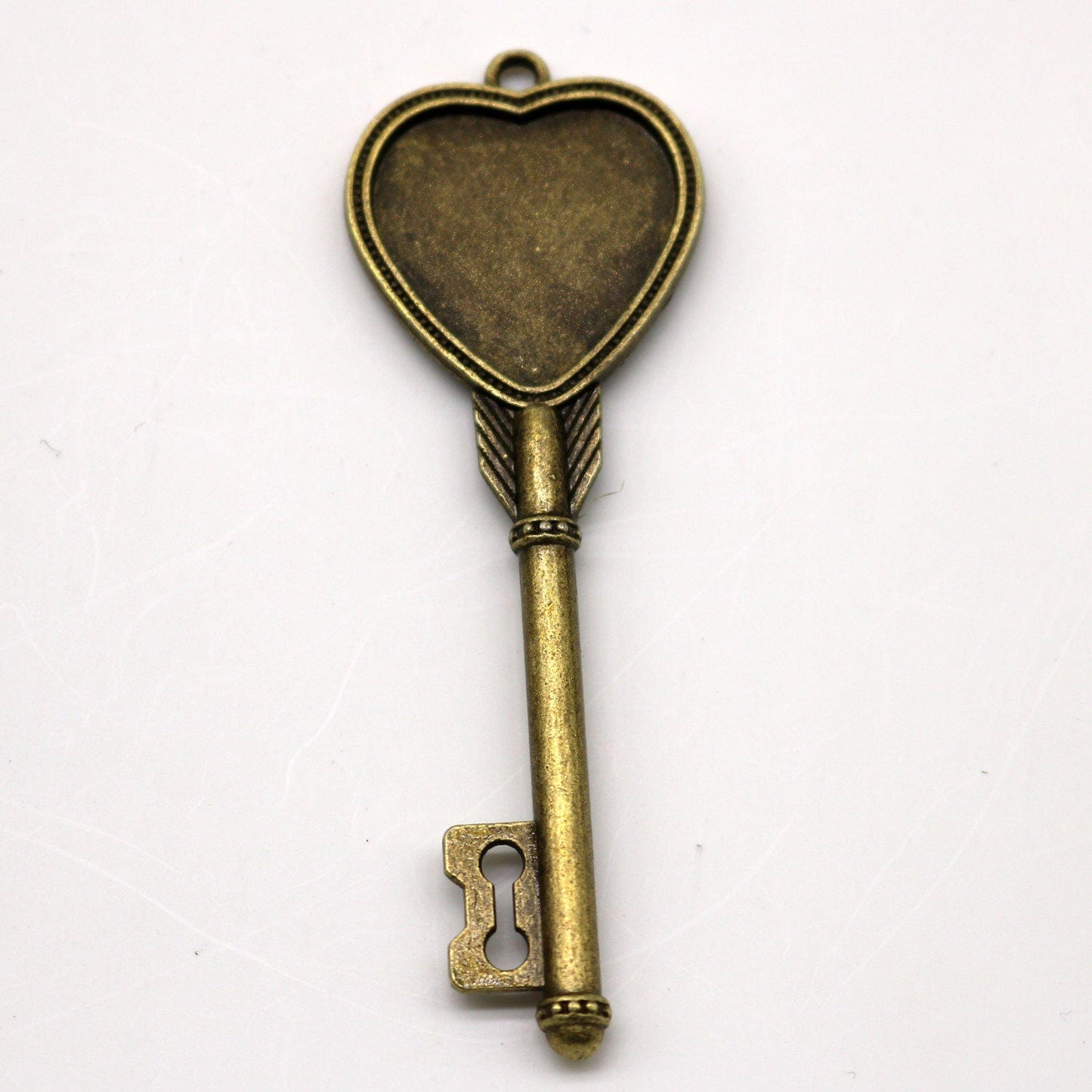 KEY Bezel with 20mm HEART GLASs Magnifying Domes Cabochon - 5 sets 10 pcs - 69mmx24mm Antique Brass - KB11 We are USA Seller