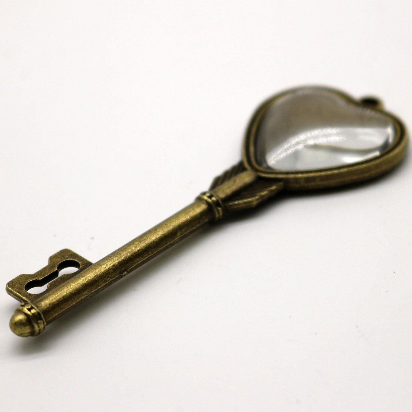 KEY Bezel with 20mm HEART GLASs Magnifying Domes Cabochon - 5 sets 10 pcs - 69mmx24mm Antique Brass - KB11 We are USA Seller