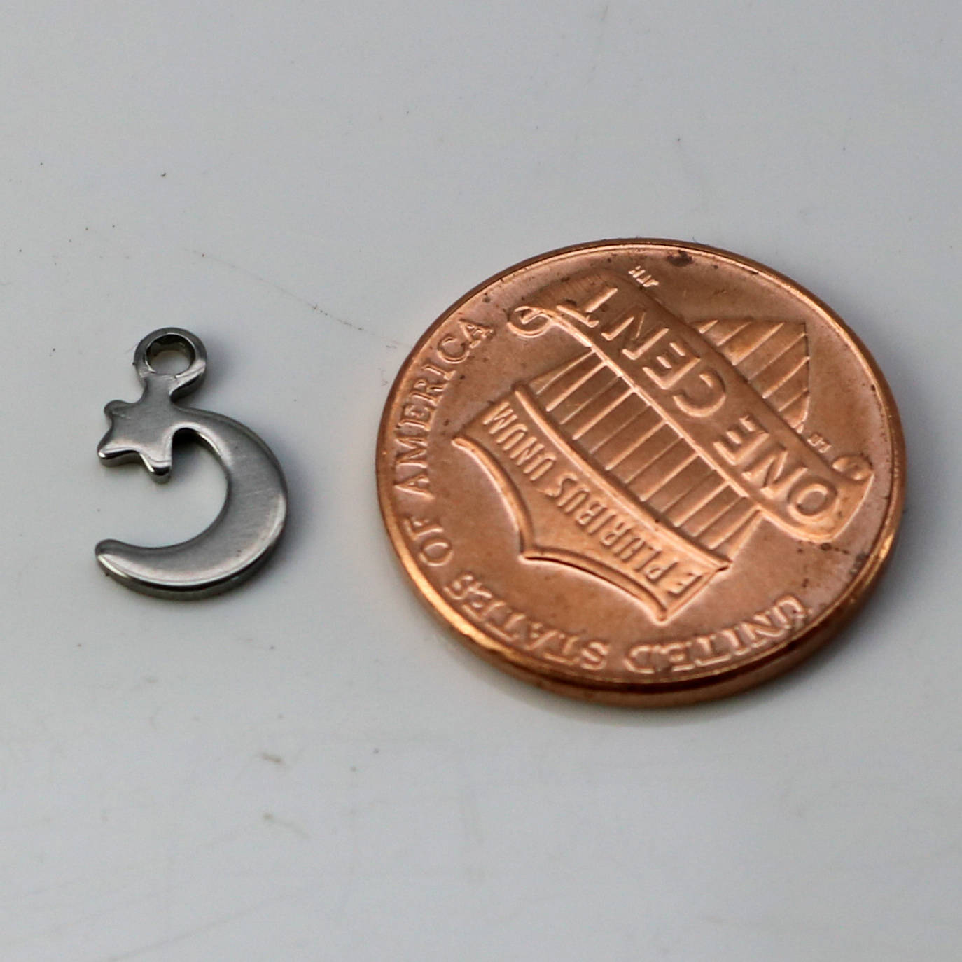 10 pcs Stainless Steel Drop Tags Charms Pendant - Moon (New Moon) charms Drop Tag - 7x11mm 19gauge 19G (0.9mm Thickness)