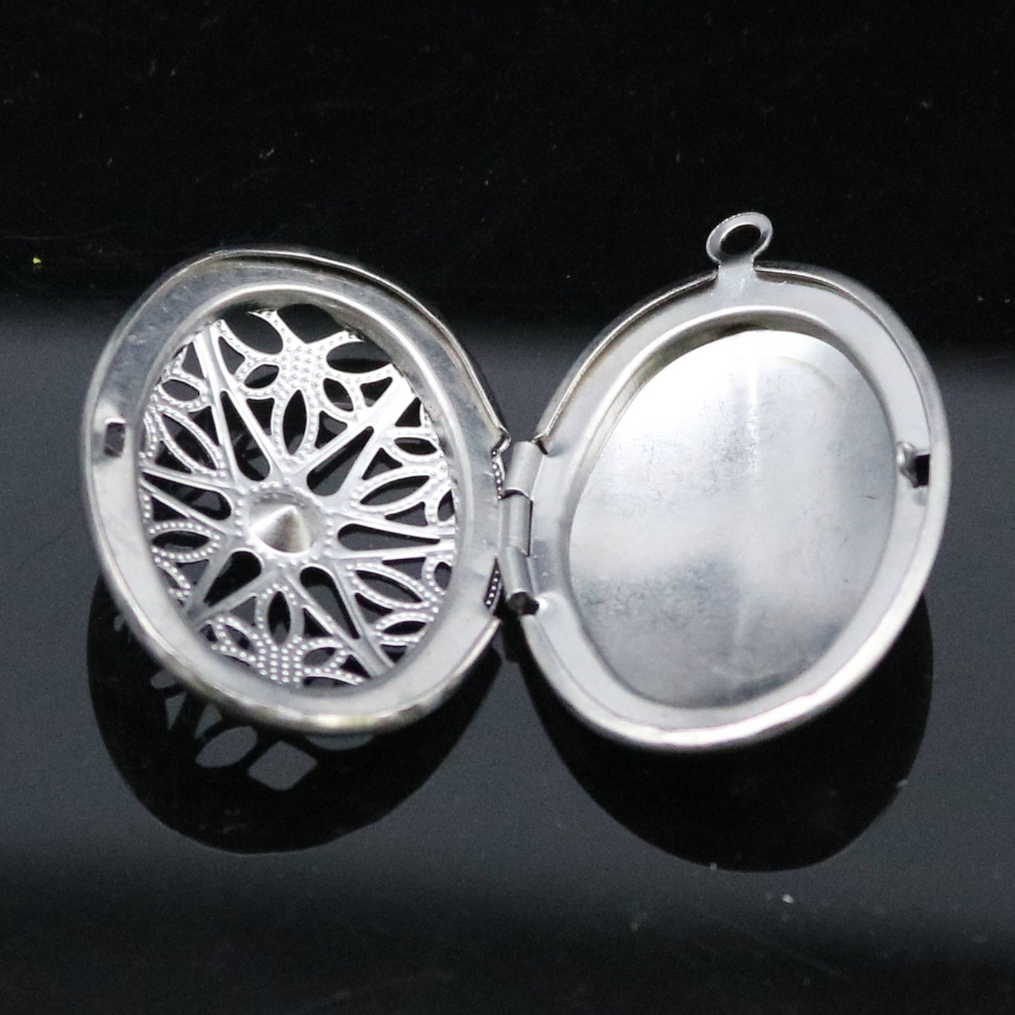 1/5/10/25 pcs STAINLESS STEEL Filigree Big Oval Round Circle Locket Pendant Charm - 26x39mm 10mm thickness - Ship from California USA