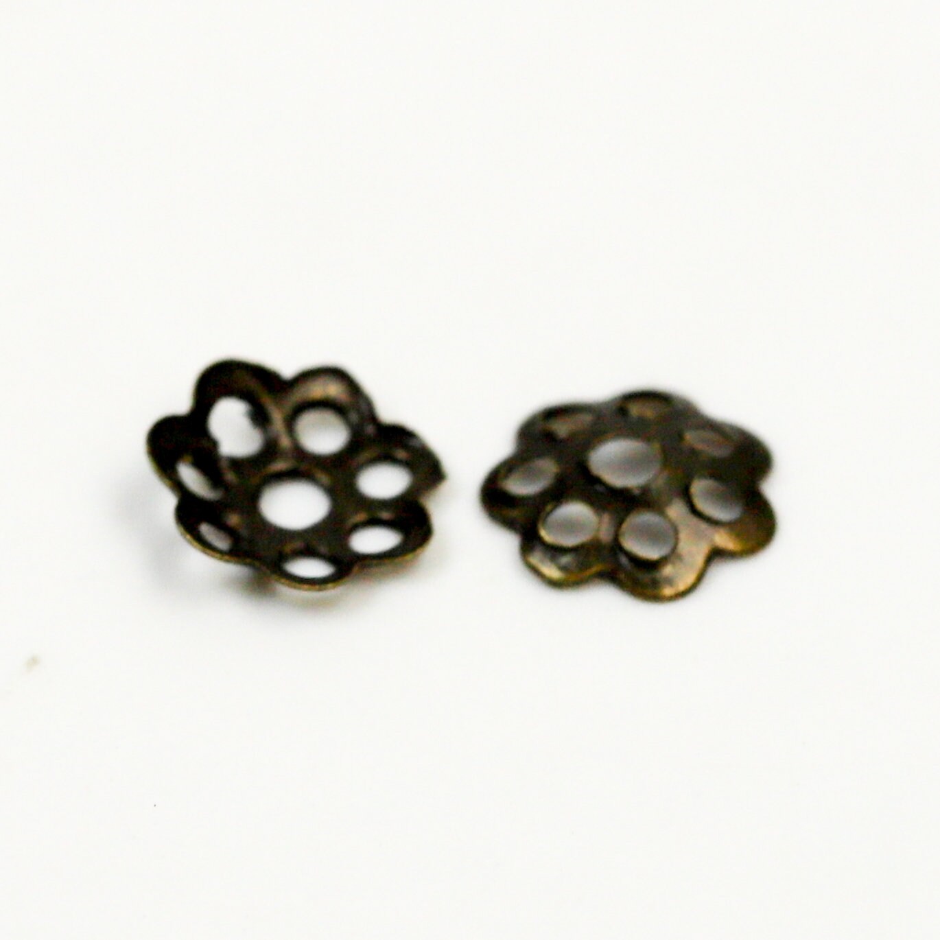 400 pcs Antique Brass Plated Bead Caps - 6mm
