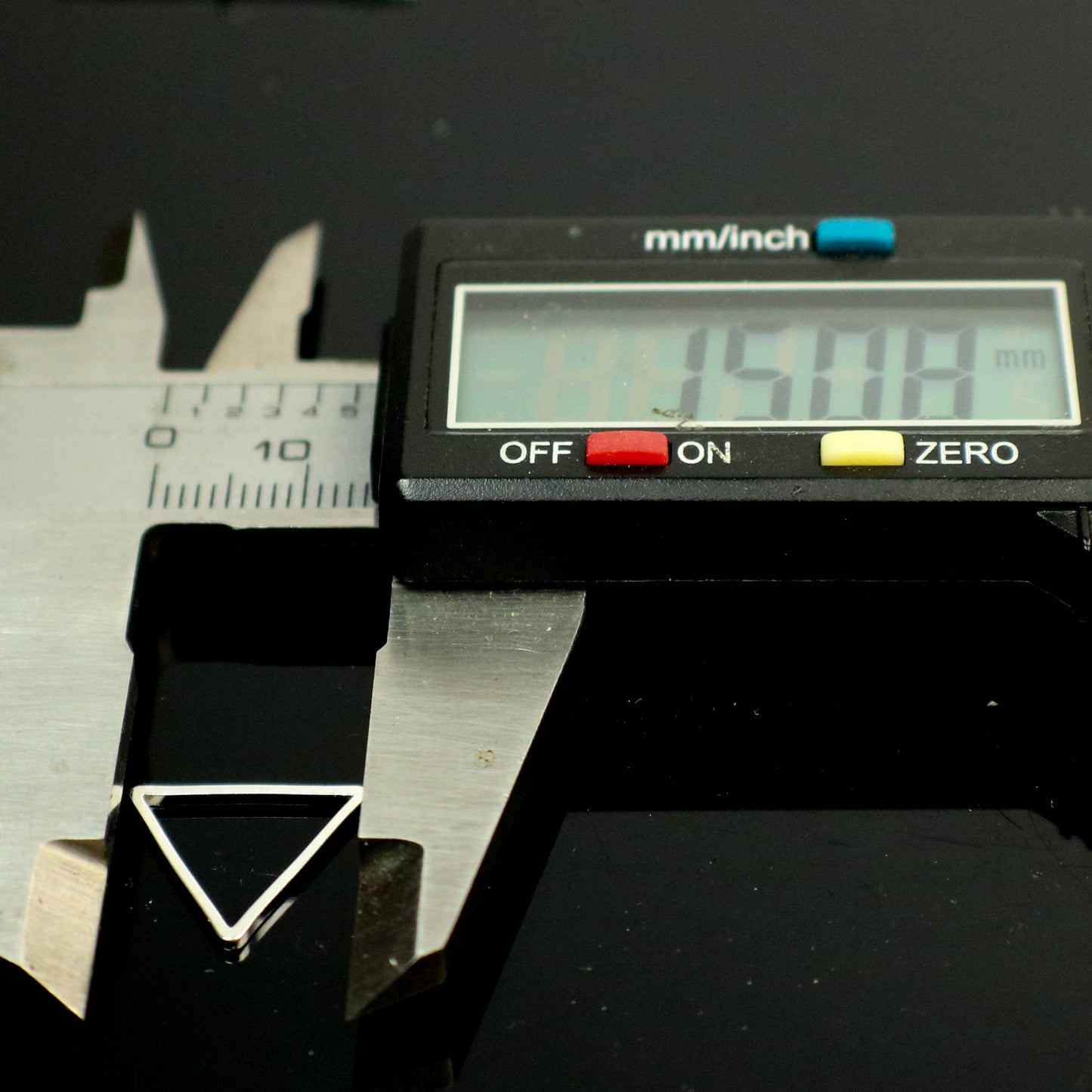 35 pcs Pinky Gold (Champagne Gold) Plated Triangle - 15mm x 1.0mm thickness - Linking Connector Closed Jump - ship from California USA