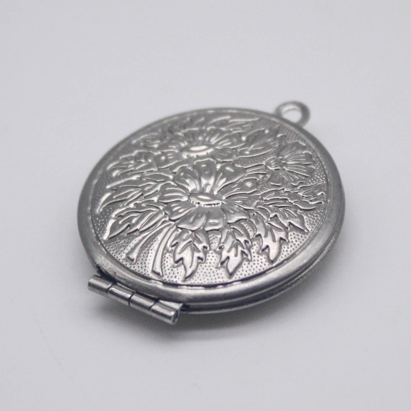 1 pcs STAINLESS STEEL Filigree Round Flower Hibiscus Locket Pendant Charm - 27x31mm 7mm thickness - Ship from California USA
