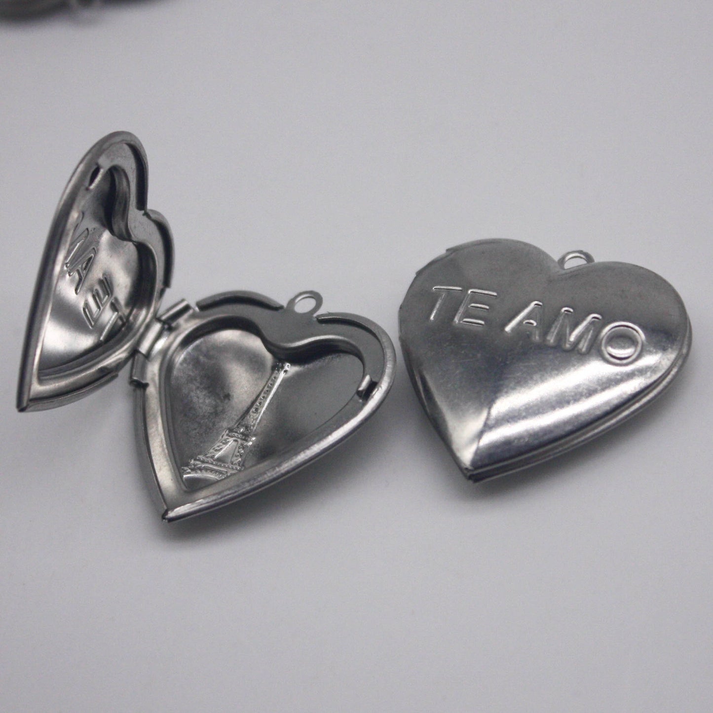 1/5/10/25 pcs STAINLESS STEEL "Eiffel Tower" & "TE_AMO" Heart Locket Pendant Charm - 29x29mm 6.8mm thickness - Pendant Charm