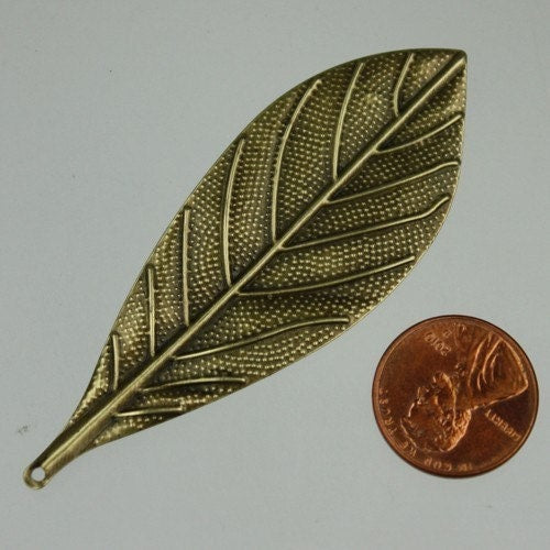 20 pcs of Antique Brass Metal Leaf Dangle Drop Pendant - 72x27mm