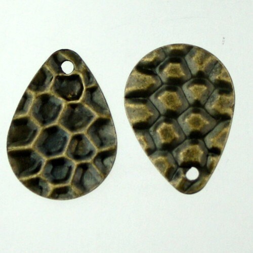 50 pcs of antiqued brass finished hammered filigree Tear Drop drops - 16.3x12mm