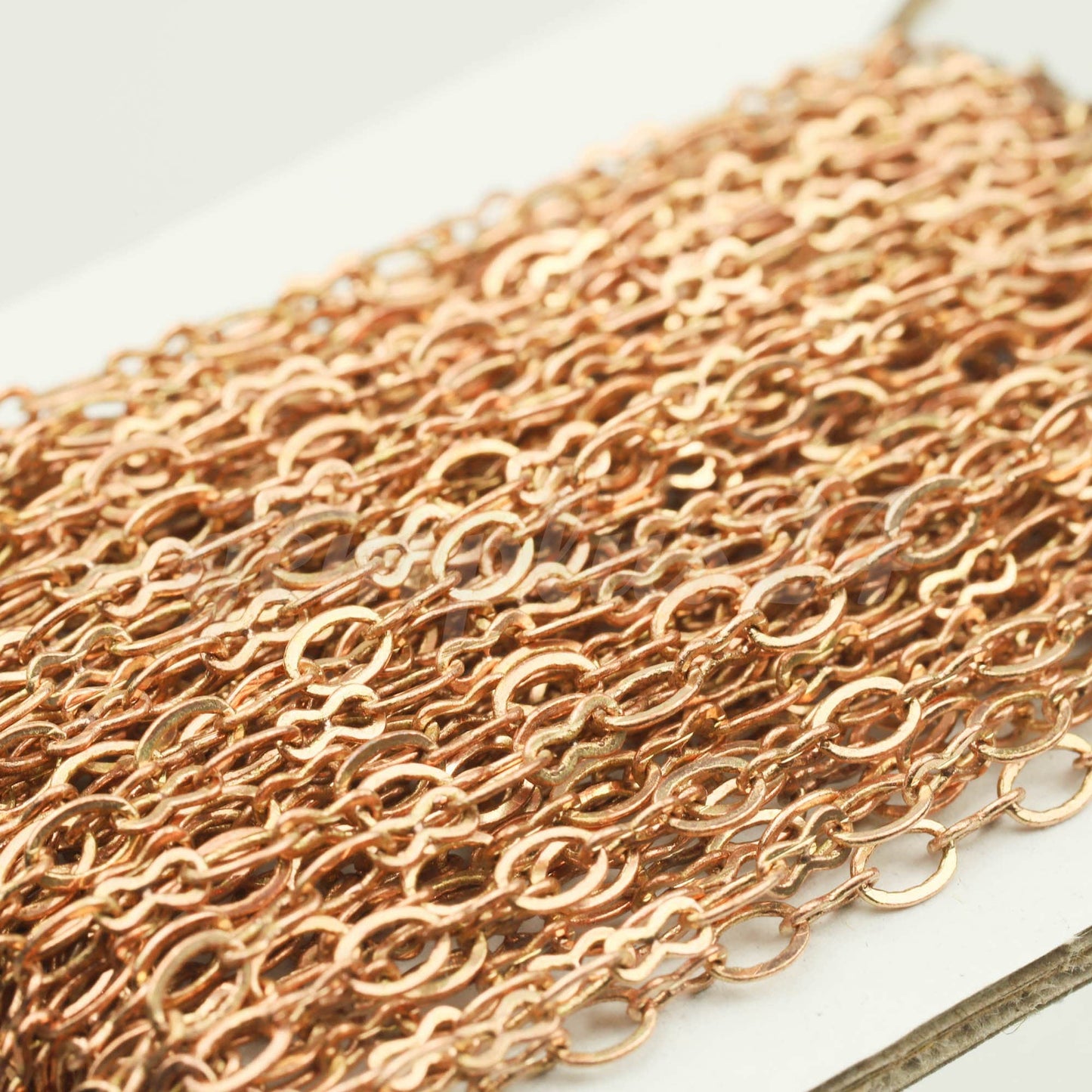 300 feet Raw Brass (Copper Color) SOLDERED BIG Fashion Figure 8 Connector Chain - 4.5x3.8mm Soldered Link FIG8L