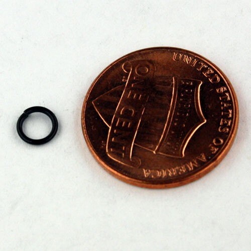 5mm Jump Rings, 20 pcs Black Jump Rings Open 5x0.7mm 21 Gauge 21G Bulk Jumprings Jump Rings Link Connector Open Jump Rings O Ring 7x5mm