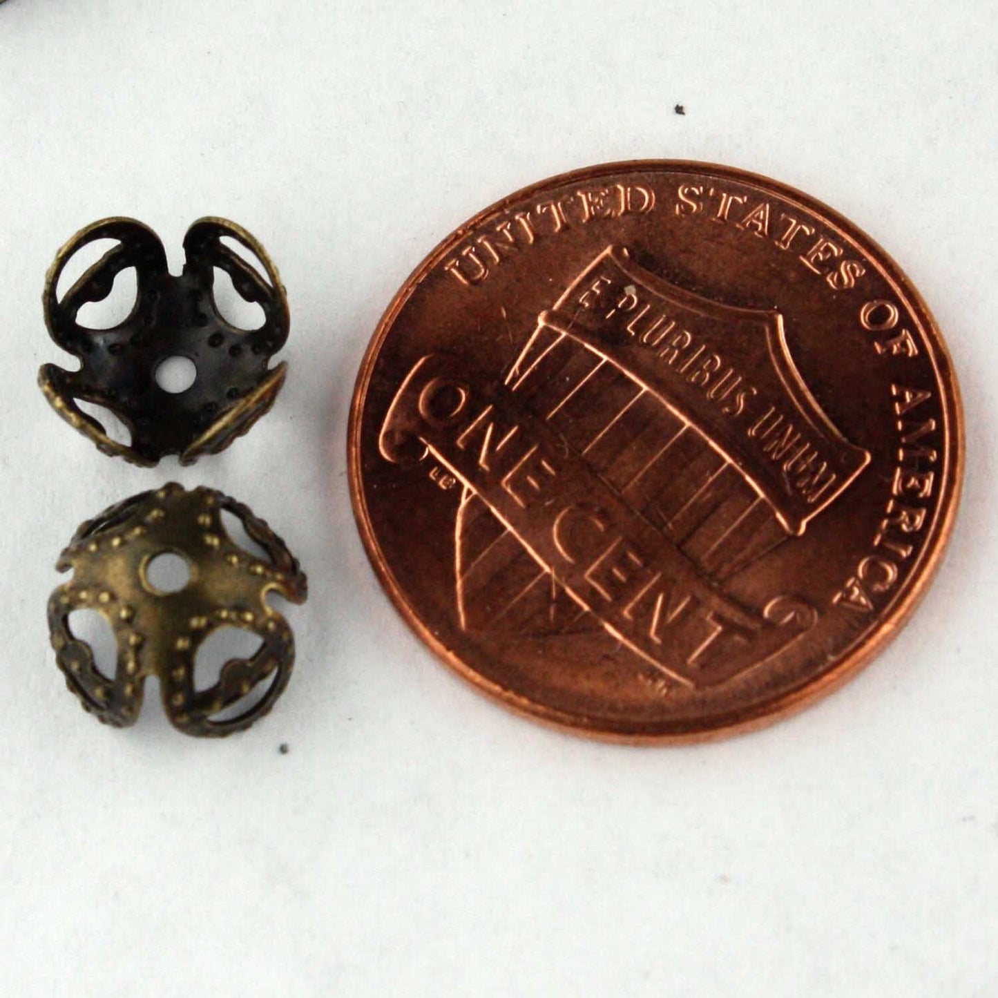 100 Bead Caps - 8mm Width - Antique Brass Plated Filigree Leaf Flower Beads Cap