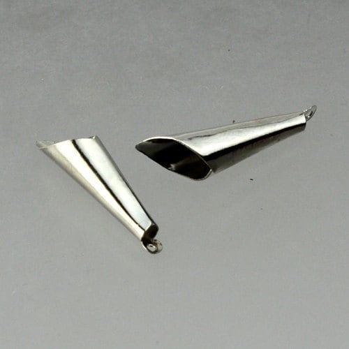 20 pcs of Antique Silver finished Plain cone dangle - 25x6.5mm