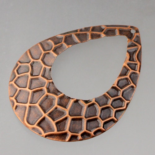 10 pcs of Antiqued copper filigree drop 65x50mm