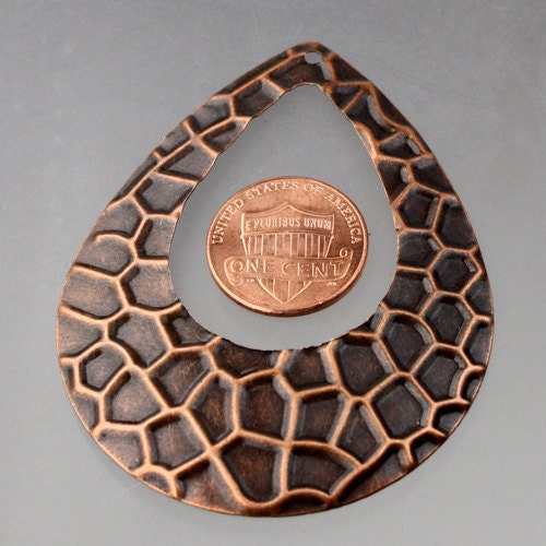 10 pcs of Antiqued copper filigree drop 65x50mm