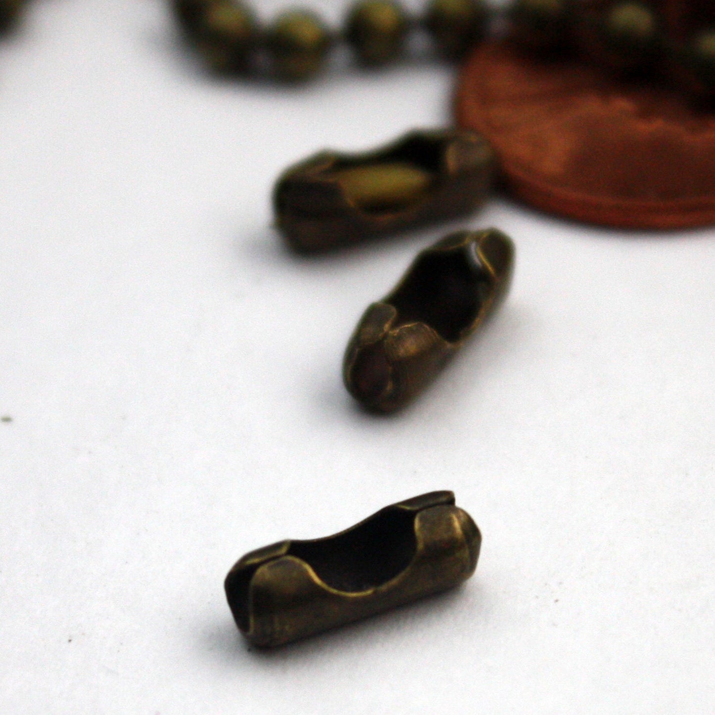 32 ft spool of Antique Brass BIG ball chain - 3.2mm with 10 connector(Insert) - 32BALL
