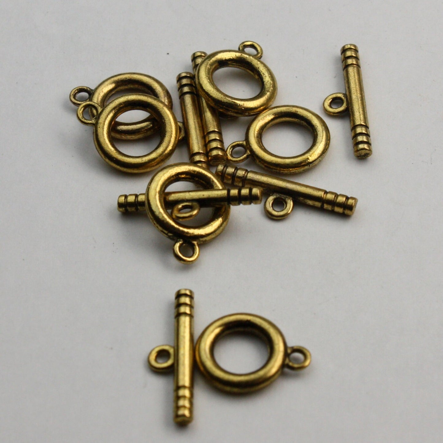 25 sets of Antique Gold Toggle Clasps - Ship from California USA