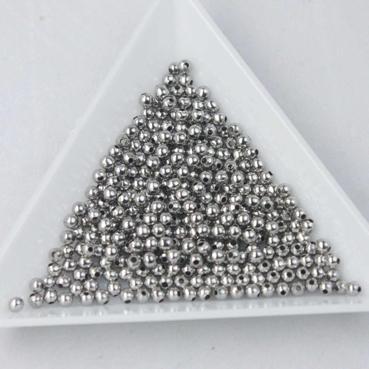 100 pcs of Stainless Steel Round Spacer Beads - 2.4mm