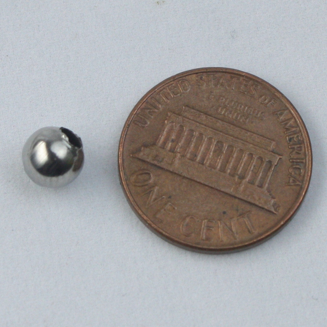 NEW New 30 pcs of Stainless Steel Round Spacer Beads - 8mm