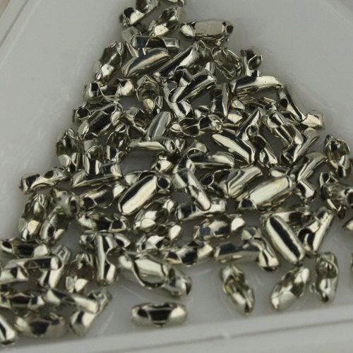 100 ft. spool of Rhodium Plated ROUND ball chain - 1.5mm ball size with 100 pcs of Connectors(Insert) - 15BALL