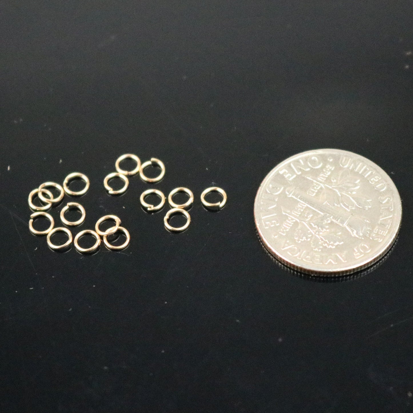 3mm THIN Jump Rings, 200 Pinky Gold (Champagne Gold Plated) Jumprings Open 3x0.4mm 26 Gauge 26G Connector - 4x3mm