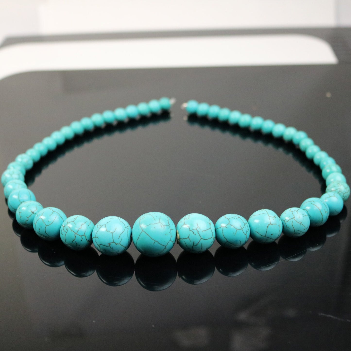 1 pcs of Howlite Turquoise Ready to Make Necklace Set - Graduate Necklace - 20mm, 18mm, 16mm, 14mm, 12mm, 10mm, 8mm beads - DIY Necklace