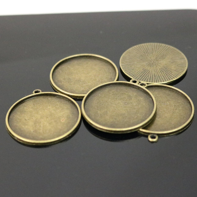 5 Round Antique Brass Bezel - for 30mm 1 3/16inch  - Circle Pendant Blank Bezel . for Cabochon Cameo Pendants, Photo Jewelry, Post Setting