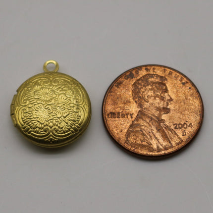 Raw BRASS Filigree Locket Round Pendant Charm Dangle - 15x19mm - Brass Locket Pendant Charm - D44