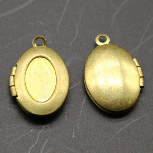 Raw BRASS Filigree Locket Oval Pendant Charm Dangle - 11x16mm - Brass Locket Pendant Charm - B1