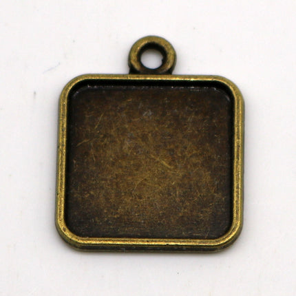 10 Pcs of SQUARE Antique Brass Bezel - for 15mmX15mm GLASS Magnifying Domes Cabochon - Pendant Blank Bezel . for Cabochon, Photo Jewelry