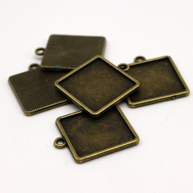 50 Pcs of SQUARE Antique Brass Bezel - for 20mmX20mm GLASS Magnifying Domes Cabochon - Pendant Blank Bezel . for Cabochon, Photo Jewelry