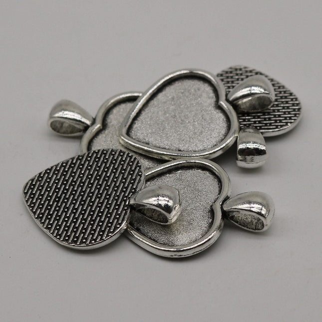 100 Pcs of HEART Antique Silver Bezel - for 20mm HEART Glass Magnifying Domes Cabochon - 33mmx24mm - Pendant Blank Bezel . Photo Jewelry