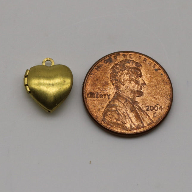 Raw BRASS Filigree Locket Plain Heart Pendant Charm Dangle - 10x12mm - Brass Locket Pendant Charm - A43