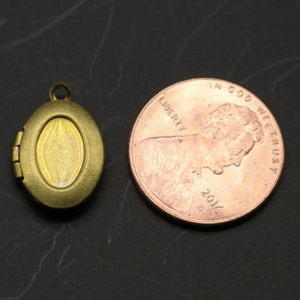 Raw BRASS Filigree Locket Oval Pendant Charm Dangle - 11x16mm - Brass Locket Pendant Charm - B1