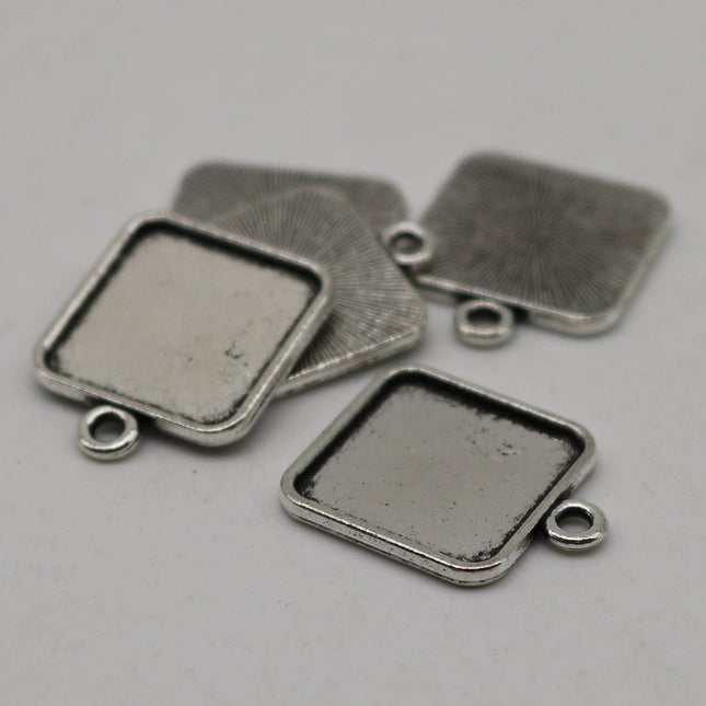 50 Pcs of SQUARE Antique Silver Bezel - for 15mmX15mm GLASS Magnifying Domes Cabochon - Pendant Blank Bezel . for Cabochon, Photo Jewelry