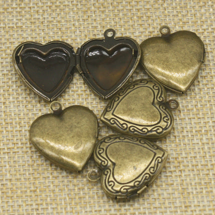 5 pcs Antique Brass Heart Filigree Locket Pendant Charm - 20mm x 20mm - Brass Locket Pendant Charm - A3